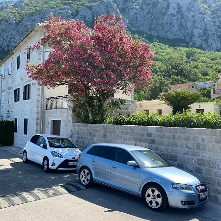 Apartments Marijaz Kotor Exterior photo