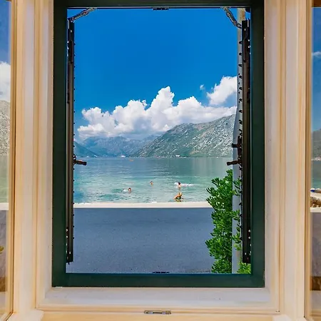 Apartments Marijaz Kotor Exterior photo